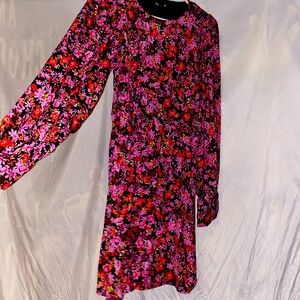 Zara long sleeve floral dress open back beautiful pink on black pattern new cond